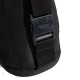 Bolso Adidas negro con logo blanco y detalles en blanco.