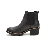 Bota tipo Chelsea de cuero negro con paneles elásticos laterales, taco cuadrado y suela de goma dentada con plataforma.