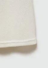 Pantalón de punto fino con diseño recto y largo, confeccionado en tejido semitransparente con cintura elástica.