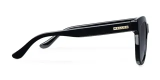 Lentes de sol cuadrados negros con armazón de policarbonato francés y lentes polarizados japoneses con protección UV 400. Diseño inspirado en los años 70.