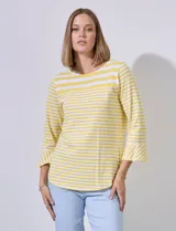Remera de algodón a rayas amarillas y blancas, marca Ruby Rd. Manga ¾ acampanada.