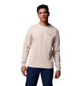 Remera de manga larga Columbia, color beige, con cuello redondo y logo de la marca estampado en el pecho.