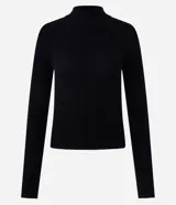 Blusa de punto de manga larga con cuello alto y diseño acanalado, confeccionada en una mezcla de viscosa y poliamida.