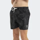 Short de baño negro con estampado de hojas tropicales en color gris. Cuenta con cintura elastizada y cordón ajustable.