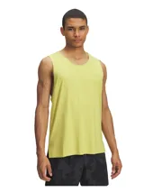 Musculosa deportiva Under Armour de running, color amarillo lima, con perforaciones láser laterales para ventilación y aberturas en el bajo. Presenta logo de la marca en el pecho y tecnología Iso-Chill para disipar el calor.