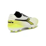 Championes de fútbol Diadora Brasil Elite Tech Gr Lpx, color blanco con detalles en negro y amarillo.