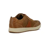 Zapato acordonado marrón de cuero, con detalles de cuero liso y gamuzado.