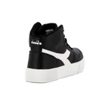 Championes de caña alta Diadora Champion Rocket Mid, color negro con detalles en blanco.