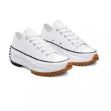 Zapatillas Converse Run Star Hike OX blancas de caña baja con plataforma gruesa y suela dentada en marrón y negro.