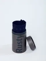 Boxer de algodón color azul marino con elástico en la cintura con la marca Rusty estampada.