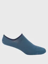 Calcetín de corte invisible color azul, diseñado para usar con zapatillas. Presenta un borde superior en tono azul oscuro y una textura suave.