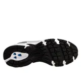 Championes urbanos New Balance modelo Mr530Ck, color gris con detalles en blanco, confeccionados en gamuza y malla, con logo "N" característico en los laterales y entresuela ABZORB.