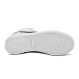 Championes Diadora Champion Rocket Mid de caña alta, color blanco con detalles en negro.