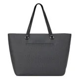 Cartera tipo shopper Guess modelo Isabella, color negro con estampado de monograma de la marca. Presenta una franja vertical central en cuero sintético liso, doble asa de hombro y un dije colgante con forma de candado y logo de la marca.