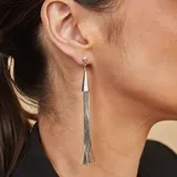 Caravanas colgantes de plata 925, diseño de plata líquida con flecos largos y finos.