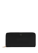 Billetera rectangular de diseño minimalista en color negro, con cierre perimetral y logo metálico de la marca en la parte frontal.
