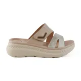 Sandalias de plataforma beige con dos tiras anchas, una de cuero sintético beige con detalle metálico y otra plateada con glitter.