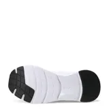 Championes deportivos Puma modelo Flex Focus Lite Modern, color negro con detalles en tono cobre. Presentan una suela blanca de alta amortiguación y el logo de la marca en el lateral y la lengüeta.