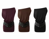 Vestido corto negro con espalda descubierta, diseño de hombros caídos y ajuste entallado en la cintura.