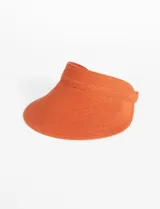 Visera color rojo de papiro con ajuste de velcro.