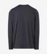 Remera deportiva de manga larga Get Over, confeccionada en tejido técnico con tecnología Dry y protección UV 30+. Presenta cuello redondo, corte regular y acabado con textura sutil.