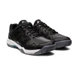Championes de tenis Asics modelo Gel Dedicate 7 Clay, color negro con detalles en blanco y verde oscuro. Diseñados con tecnología de amortiguación Gel para mayor confort y suela específica para canchas de polvo de ladrillo.