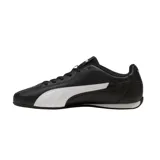 Championes Puma modelo Catch, de diseño deportivo en color rojo con detalles en negro, incluyendo la franja característica de la marca en el lateral y el logo en la puntera.