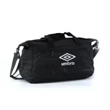 Bolso duffle Umbro gris con detalles en rojo, logo estampado y correa ajustable. Ideal para transportar ropa deportiva y accesorios.