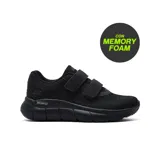 Champion deportivo de mujer con cierre de doble velcro, confeccionado en tejido de malla transpirable. Cuenta con suela antideslizante y plantilla con tecnología memory foam para mayor confort.