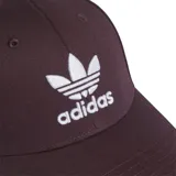 Gorro Adidas color bordó con logo bordado en blanco en el frente.