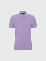 Polo de manga corta BOSS confeccionado en tejido de algodón piqué, con cuello clásico, cierre frontal de dos botones y logo bordado en el pecho.