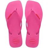 Ojotas Havaianas modelo Slim Square con diseño de punta cuadrada, color fucsia, con tiras finas y logo de la marca en relieve.