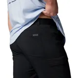Pantalón cargo Columbia Silver Ridge Convertible color negro, de diseño desmontable que se convierte en short. Cuenta con cintura parcialmente elástica, bolsillos laterales y bolsillos cargo con cierre de velcro.