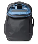 Mochila de viaje Jansport modelo Good Latitude con capacidad de 40 litros, diseño minimalista en color negro, compartimento principal amplio y bolsillo lateral.