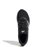 Championes de running Adidas modelo Switch Move, color negro con las tres tiras laterales en color plateado y entresuela blanca con diseño ondulado. Confeccionados en malla técnica transpirable con refuerzos sintéticos y suela de goma de alta resistencia.