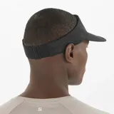 Visera deportiva Salomon modelo SHAKEout, de color negro con el logotipo de la marca impreso en blanco en el frente. Diseño transpirable y de secado rápido, ideal para running y actividades aeróbicas.