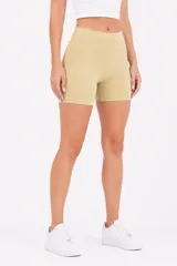 Short ciclista sin costuras color tostado, de tiro alto y ajuste ceñido.