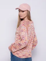 Sweater de tejido de punto multicolor en tonos verde, lila y blanco. Es de manga larga y corte holgado.