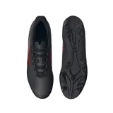 Botas de fútbol Adidas Deportivo III FxG, color negro con detalles en rojo. Diseñadas para jugar en una gran variedad de superficies, presentan una lengüeta perforada y un forro suave. El antepié sintético con pespuntes en relieve te ofrece un control excepcional del balón. El talón con diseño anatómico te garantiza una sujeción óptima.
