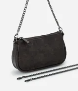 Cartera transversal pequeña Satinato confeccionada en PU color bordó, de formato compacto con cierre superior y doble correa de cadena metálica plateada.