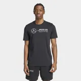 Remera negra de algodón con cuello redondo y logo del equipo Mercedes AMG Petronas Formula One Team estampado en el pecho.