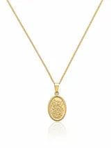 Collar de acero inoxidable con baño dorado, compuesto por una cadena de eslabones finos y un dije ovalado con relieve de San Miguel Arcángel.