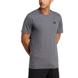 Remera gris de entrenamiento Adidas para hombre, de corte clásico y mangas cortas. Presenta el logo de Adidas en el pecho.