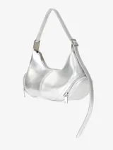 Bolso hobo plateado de cuero con cierre de cremallera lateral y correa de longitud asimétrica ajustable con hebilla.