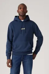 Buzo hoodie azul marino de Levi's con logo estampado en el pecho y bolsillo tipo canguro.