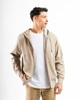 Canguro naranja de felpa con capucha y cierre frontal.