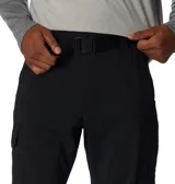 Pantalón cargo Columbia Silver Ridge Utility de color negro, confeccionado con tecnología Omni-Shade y Omni-Wick, de corte recto y múltiples bolsillos.