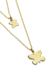 Collar doble de cadena fina con baño de oro 18k, presenta dos dijes en forma de mariposa de distintos tamaños.