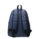 Mochila urbana de tela color azul marino, con compartimento principal con cierre, bolsillo frontal con cierre y etiqueta de la marca Push en la parte inferior.