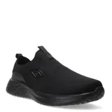 Championes Umbro tipo slip-on de color negro, confeccionados en tejido de punto transpirable. Presentan un diseño sin cordones con logo de la marca aplicado en el lateral y una suela de goma con relieve texturizado en la parte trasera.